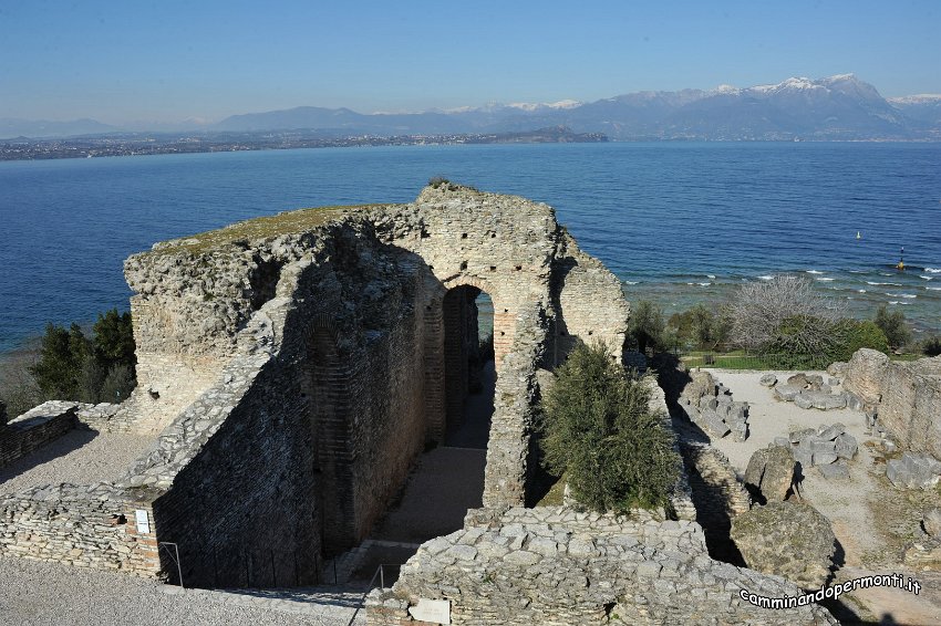 091 Grotte di Catullo.JPG